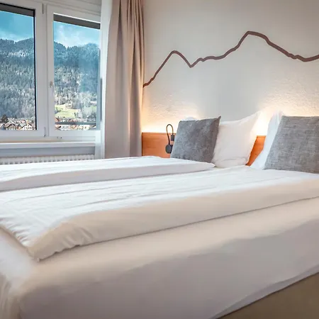 Merkur - West Station 3*