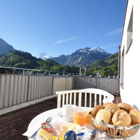 Hotel Merkur - West Station Interlaken