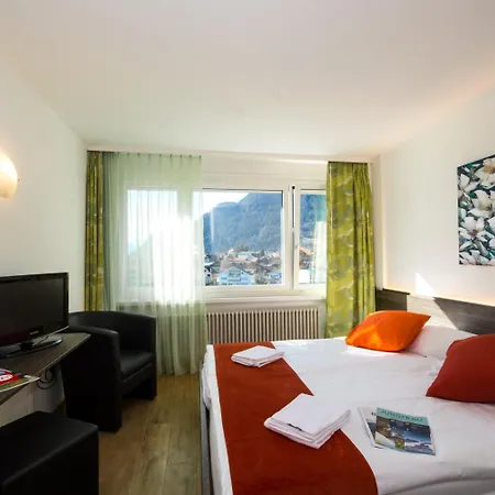 Merkur - West Station Hotell Interlaken