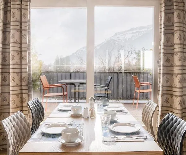 Merkur - West Station Hotel 3*