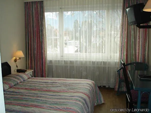 Merkur - West Station 호텔 인터라켄