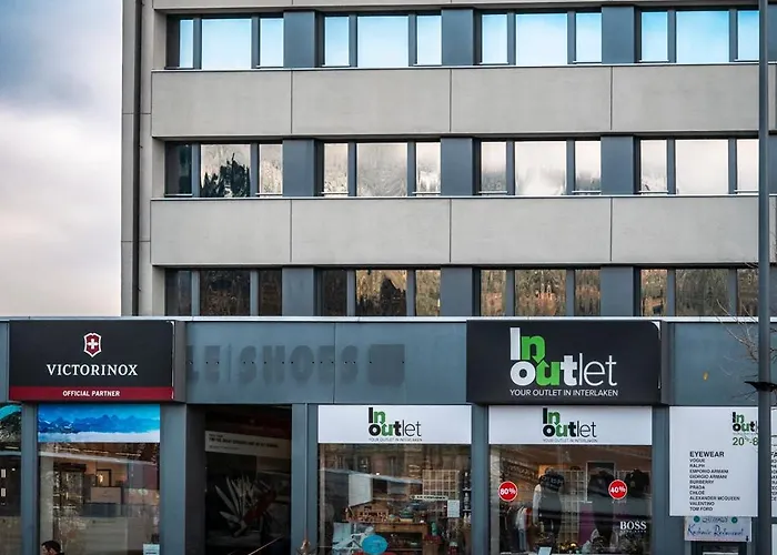 Merkur - West Station 호텔 인터라켄