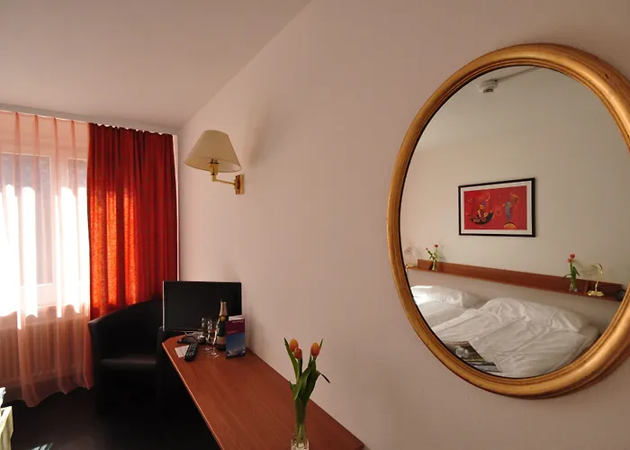 Merkur - West Station 호텔 인터라켄