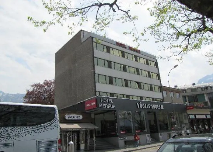 Hotel Merkur - West Station 3*