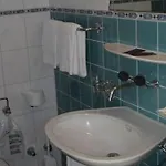 Ξενοδοχείο Merkur - West Station 3*